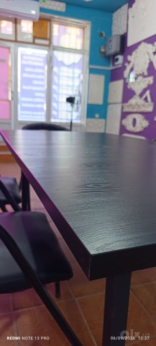 Loft stilldagi stol stulchalari bilan tezda sotiladi.