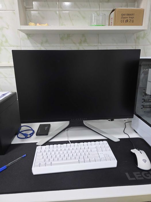 Monitor Gaming LED IPS DELL Alienware AW2720HFA