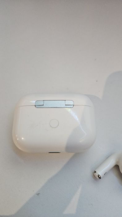 Безжични бели слушалки