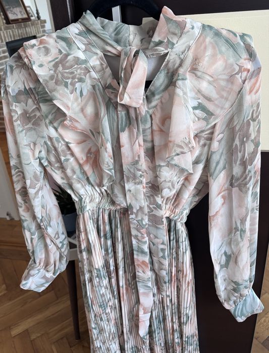 Rochie florala eleganta
