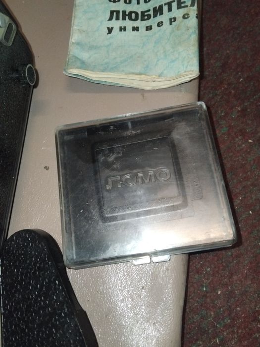 продават се фото апарат и обектив