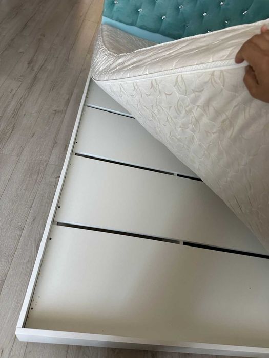 ПРОДАМ две кровати