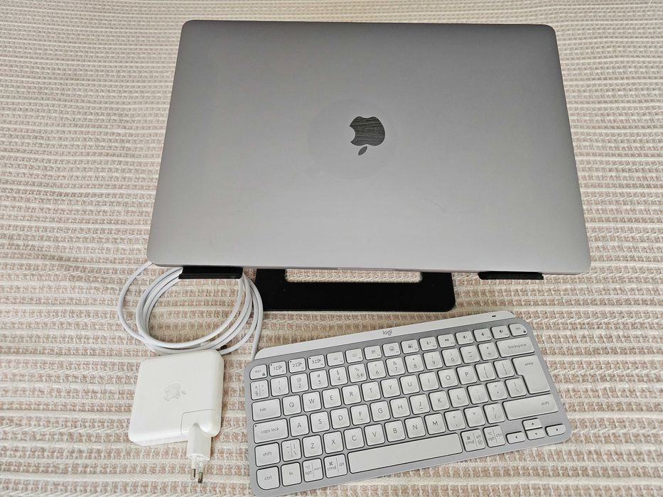 Macbook Pro 16 инча, модел 2019