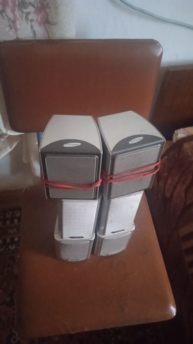 Колонки маленькие(BBK,Samsung)