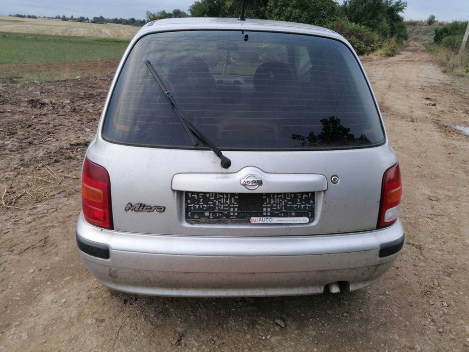 Нисан Микра к11 автоматик, бензин / Nissan Micra k11 automatic, petrol