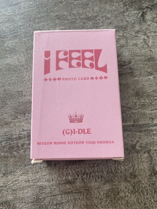 Продаю колоду карточек К-поп