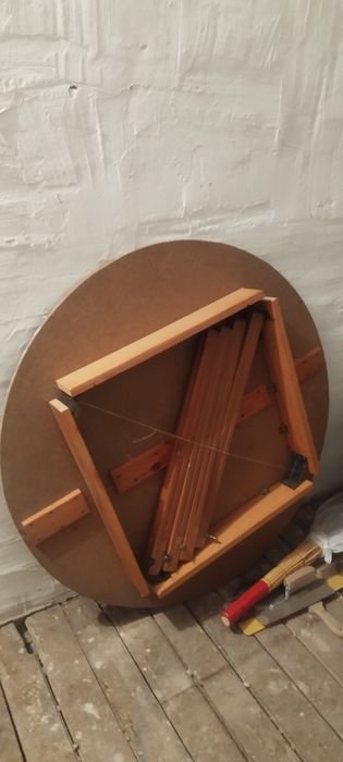 Продам стол, подходит для дачи