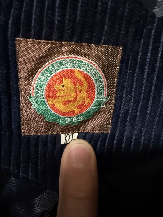 Jachetă groasă catifea raiată abastru închis….