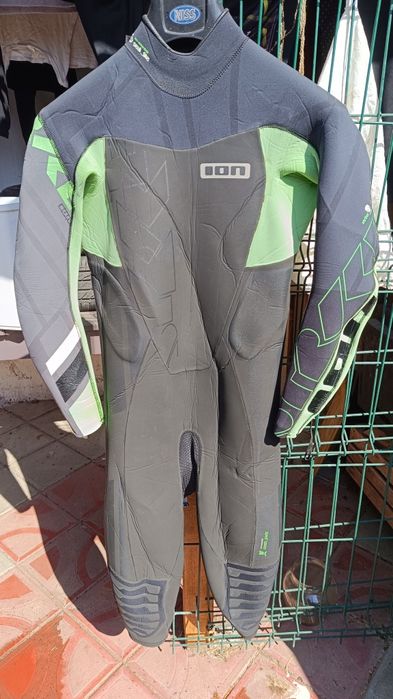 Neopren Kitesurf 4/3 M