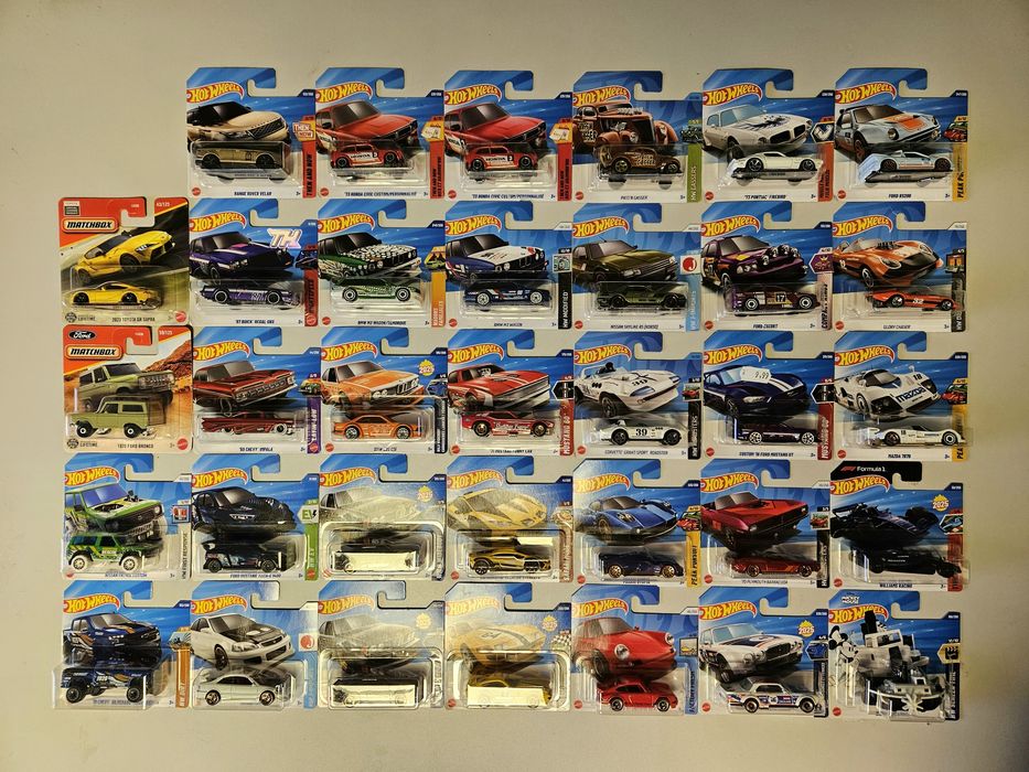 Masinute hot wheels si matchbox