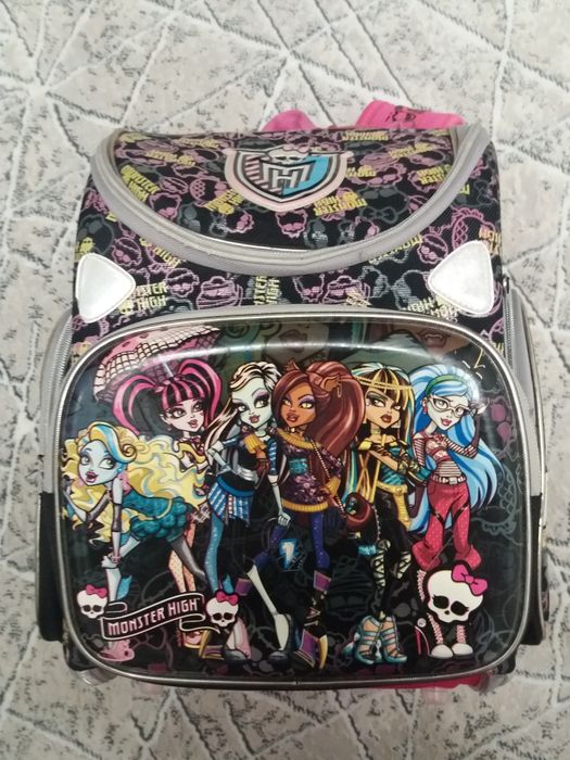 Детский школьный ранец