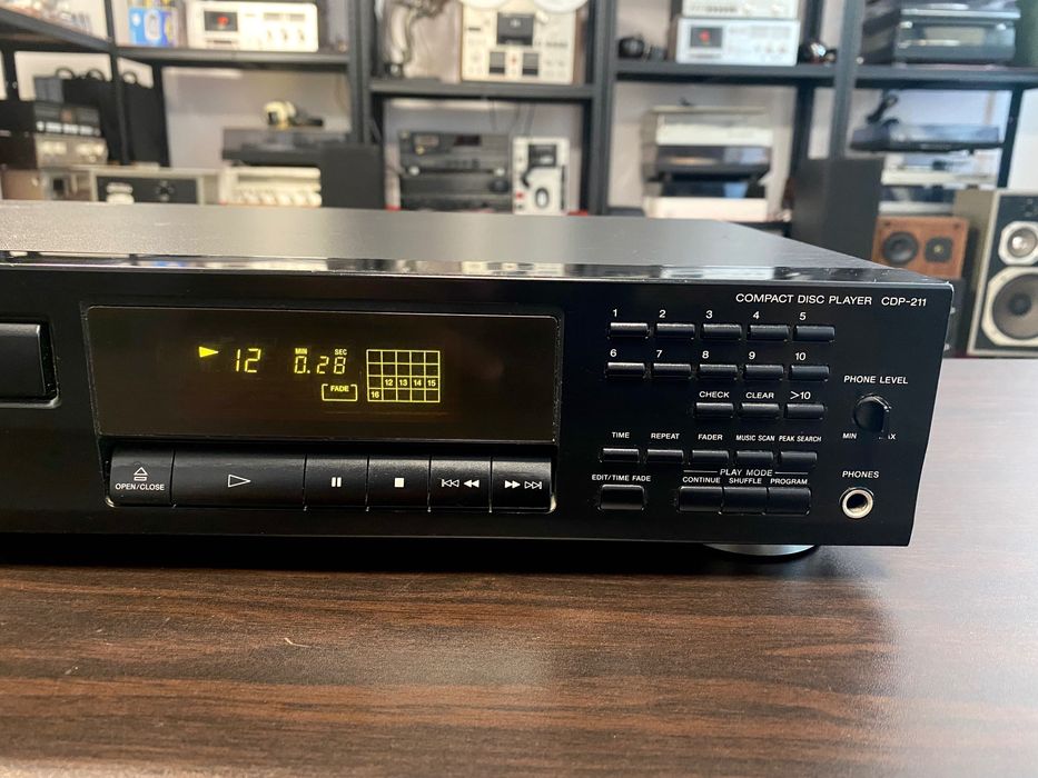 Компакт диск плеър Sony