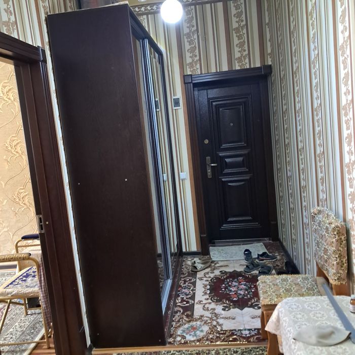 Uy sotiladi 3 etaj yangi dom