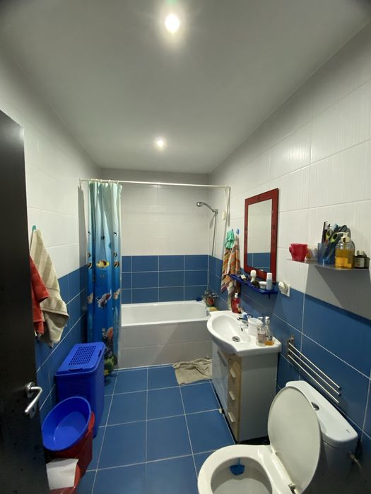 Apartament de vanzare , o camera decomandat , Parcare