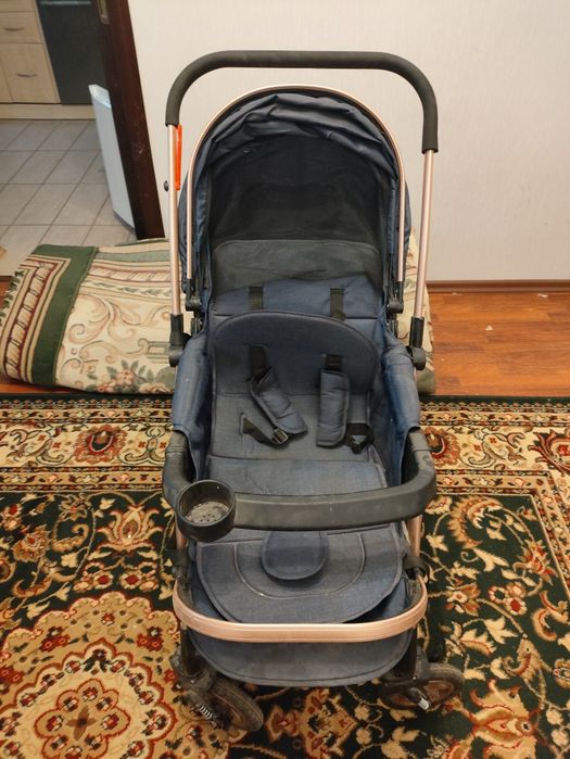 Коляска и манеж.