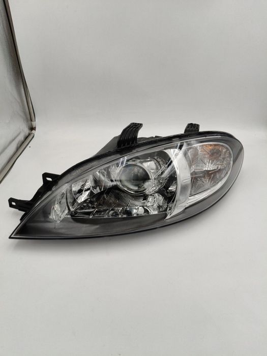Gentra  Klassika Bi-LED Far (Ustanovka ichida)