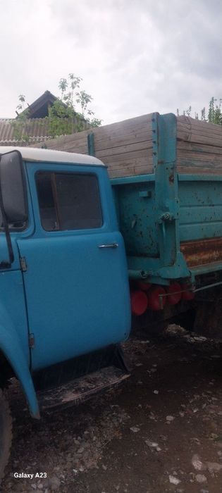 Zil 130 sotiladi