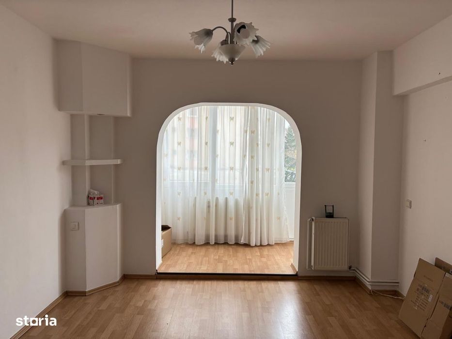 Apartament 2 camere zona GRIVITEI