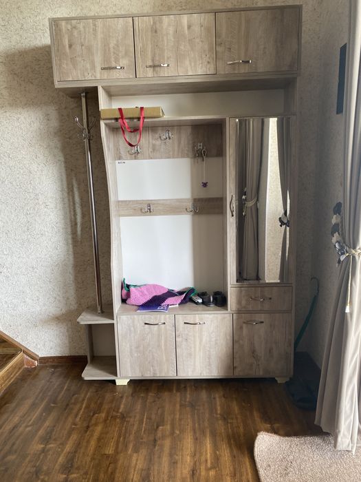 Прихожая мебель продаётся