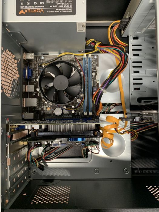 Офисный компьютер