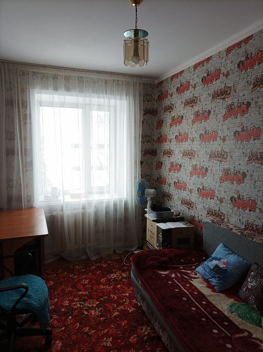 Квартира 4комнатная