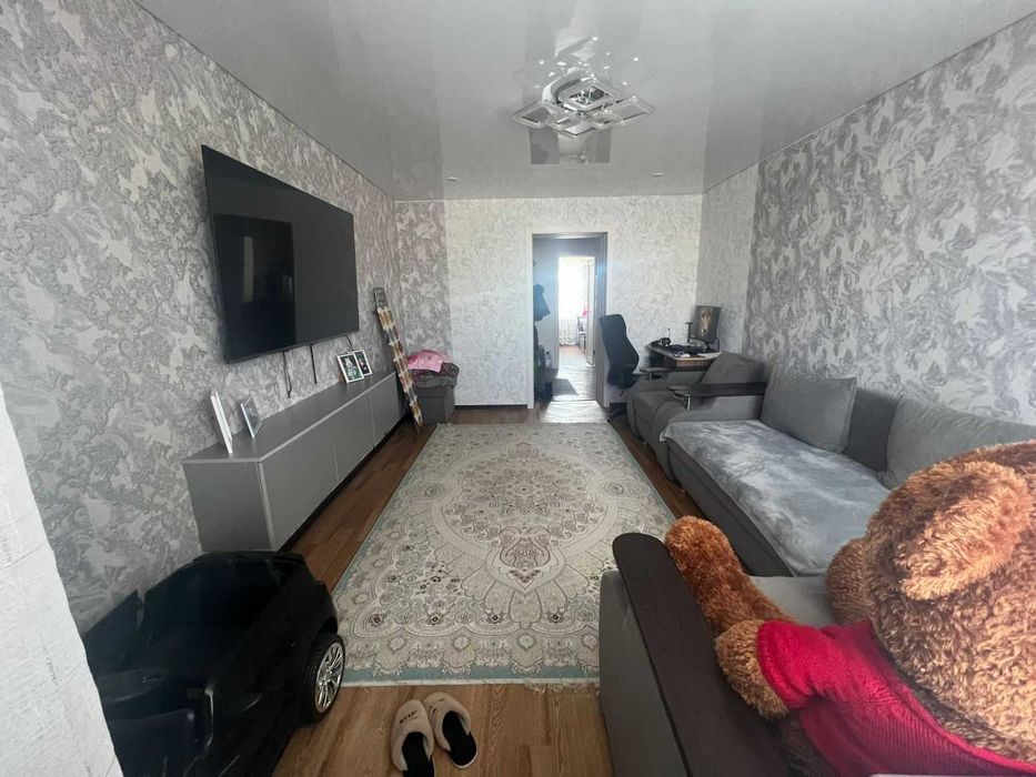 продам 3-х комнатную квартиру
