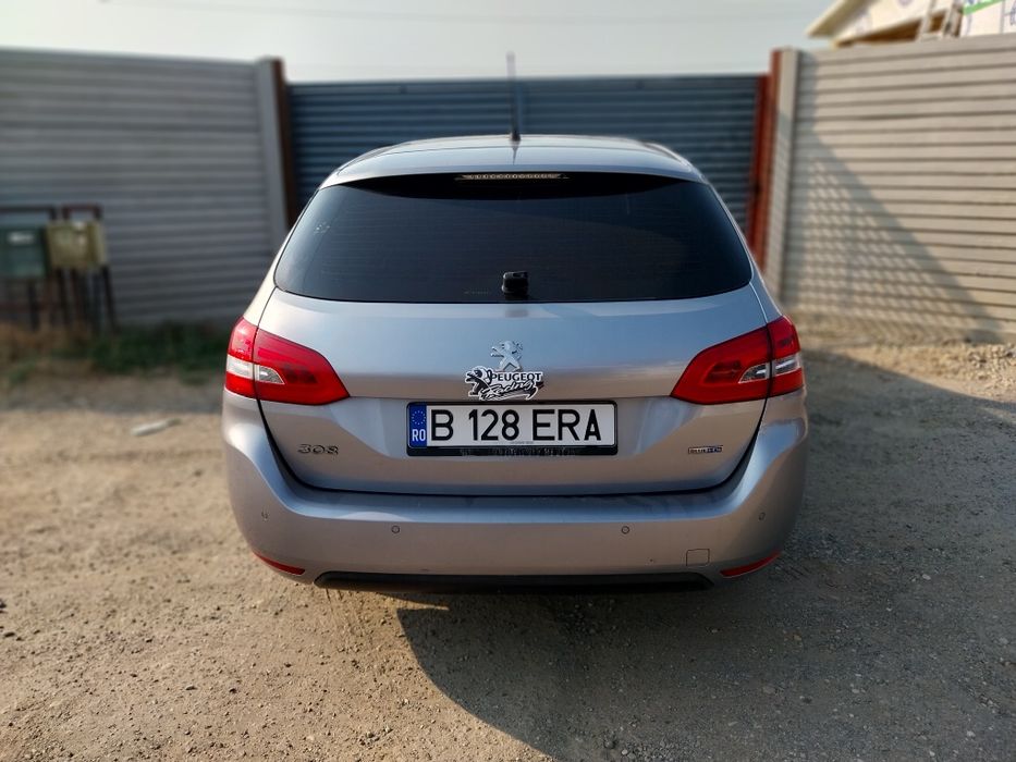 Peugeot 308 automat avariat