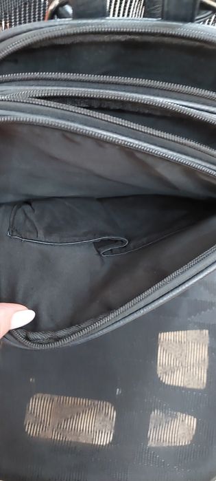 Rucsac piele naturala, impecabil
