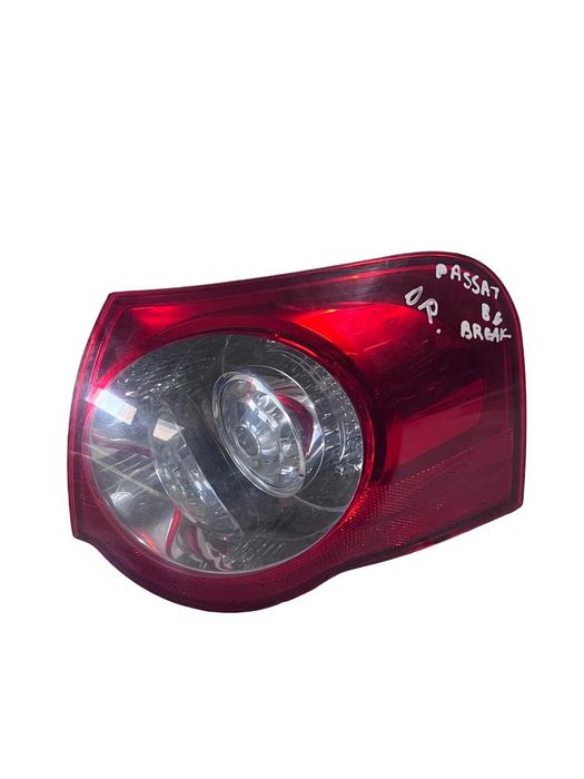 Lampa Spate / Stop Dreapta Fata Volkswagen Passat Variant 3C5 2005 - 2011 3C9945096B