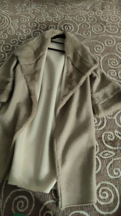 Пальто из альпака с норкой