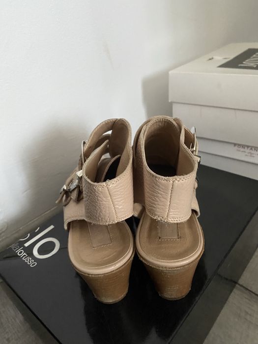 Pantofi decupati piele