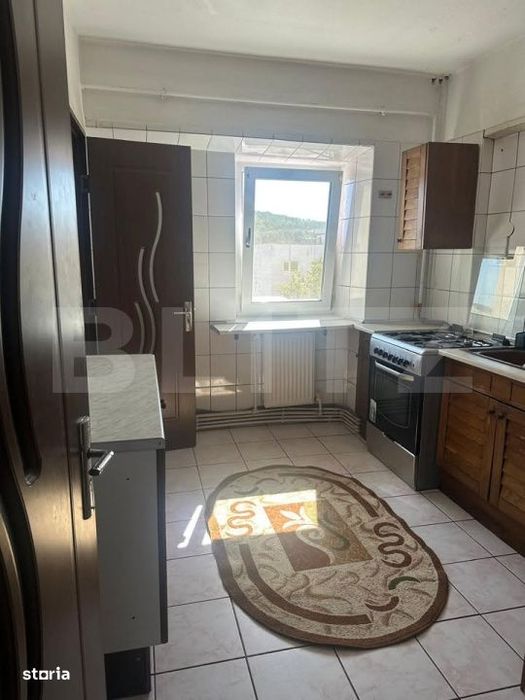 Apartament 3 camere, 66 mp, zona Nicolina