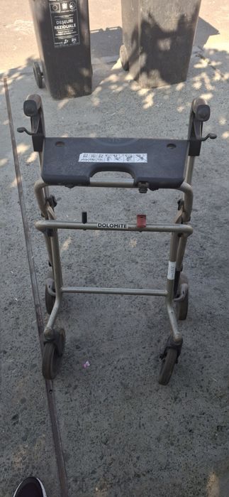 Cadru persoane vârstnice/dizabilități