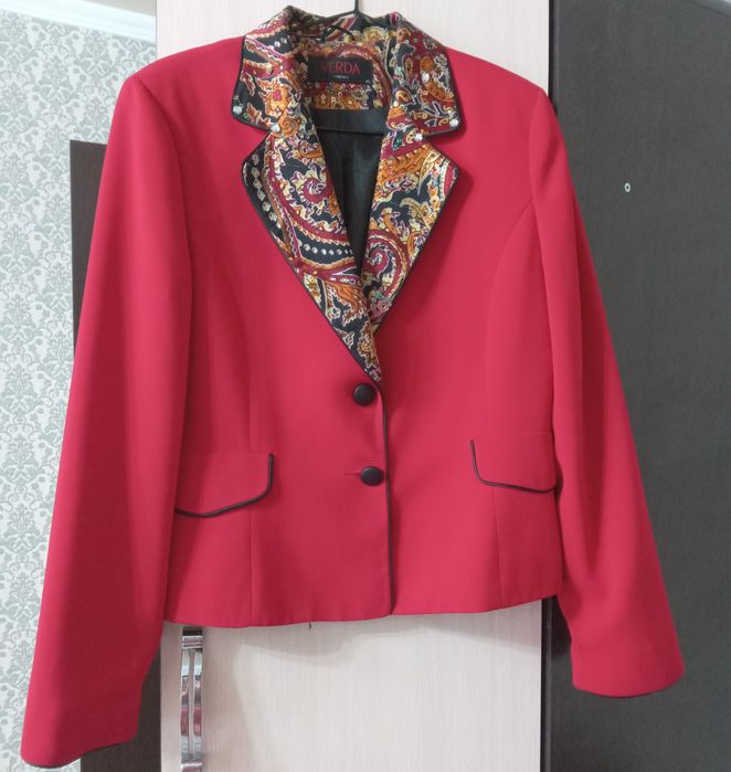 Женский жакет с подкладом