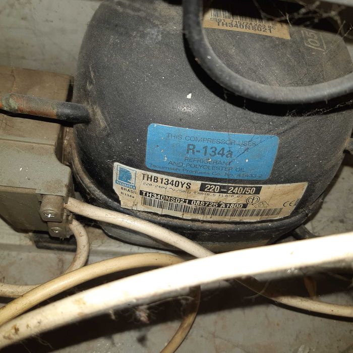 Хладилник Индезит