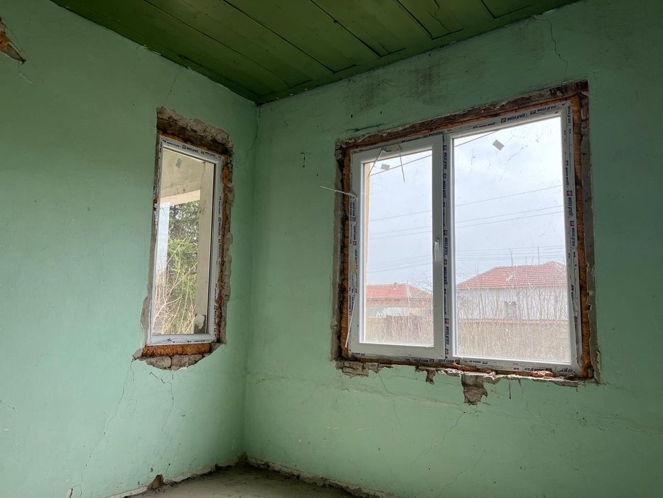 Продава се къща в Летница