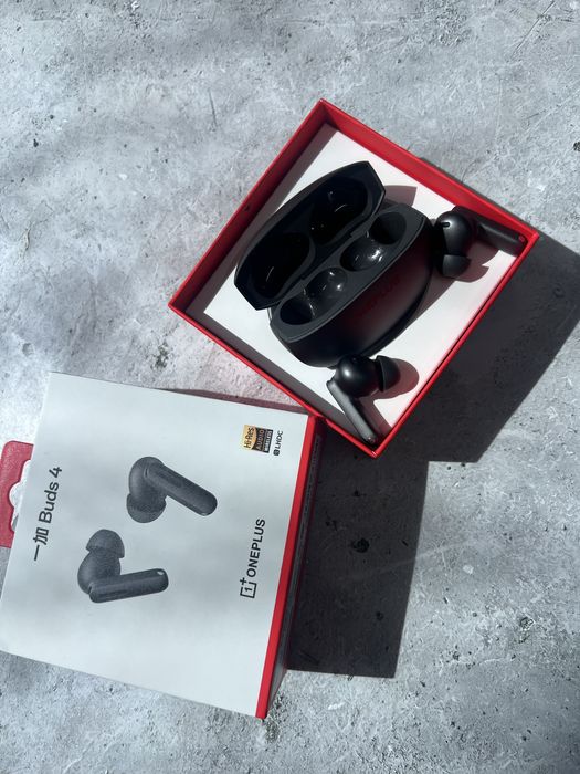 новые наушники oneplus buds 4 черные