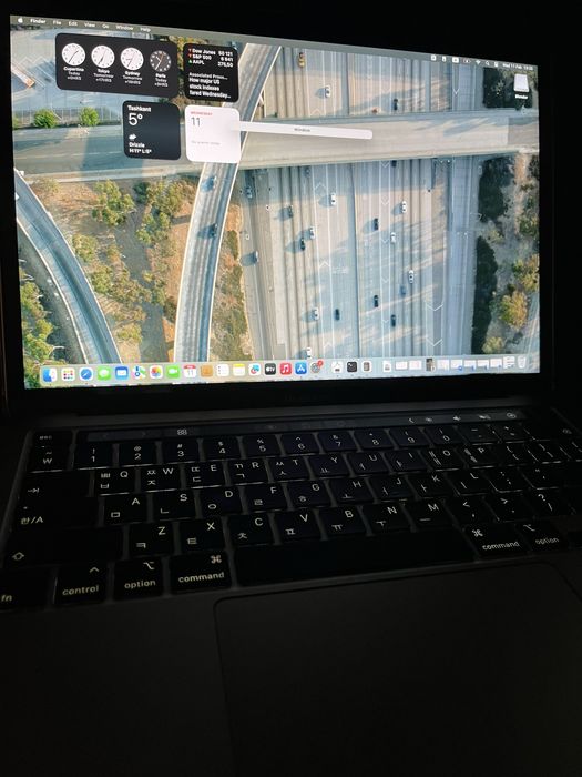 Macbook pro 2020 8/512 95% ideal xolatda