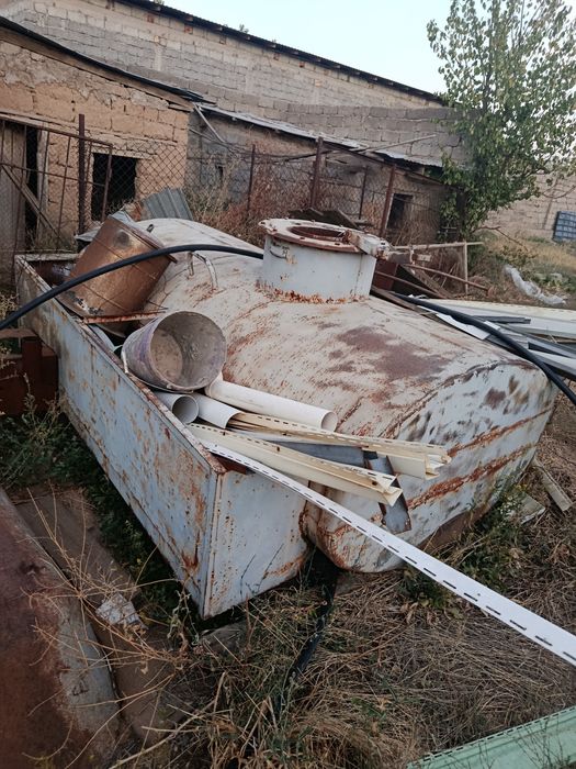 Бочка 1.5тонна замвывозам