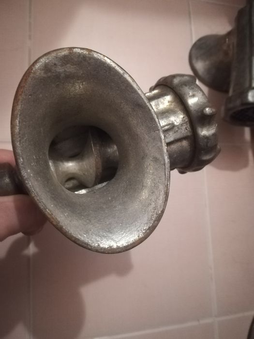 Ръчни месомелачки