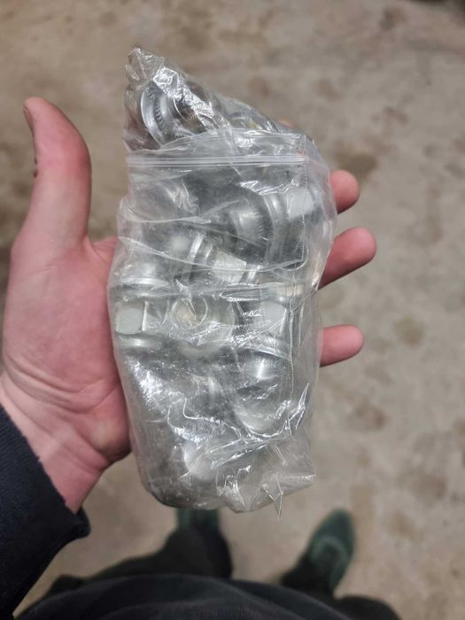 Джанти с гуми 35" за Patrol