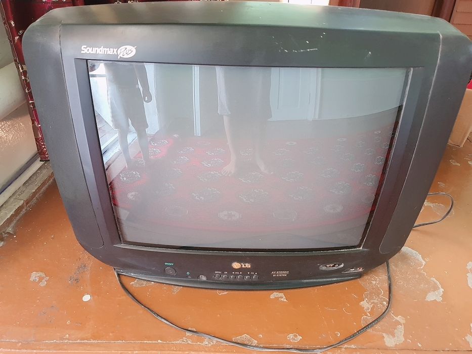 2 ta lg televizor sotiladi holati yaxshi
