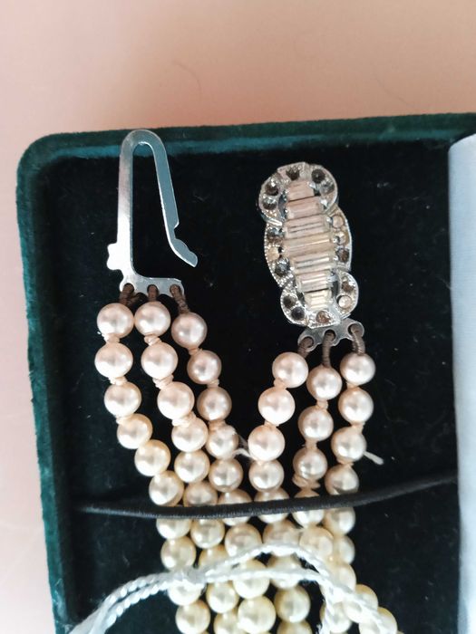 Колие и Обеци Swarovski