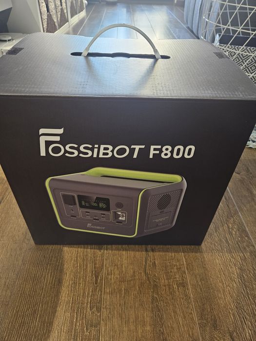 Соларна станция  Fossibot f800 и соларен панел 100w Solarpowa BigBlue