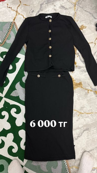 Продам платья не дорого