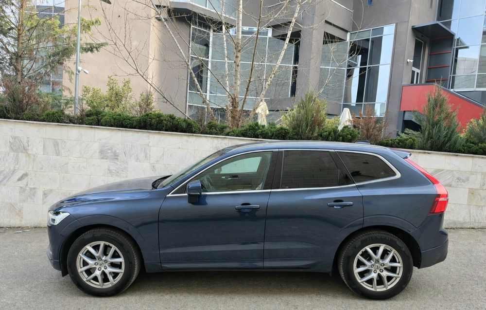 Volvo Xc 60 / 4 x 4 / 2018 / Led / Keyless / 190 Cp