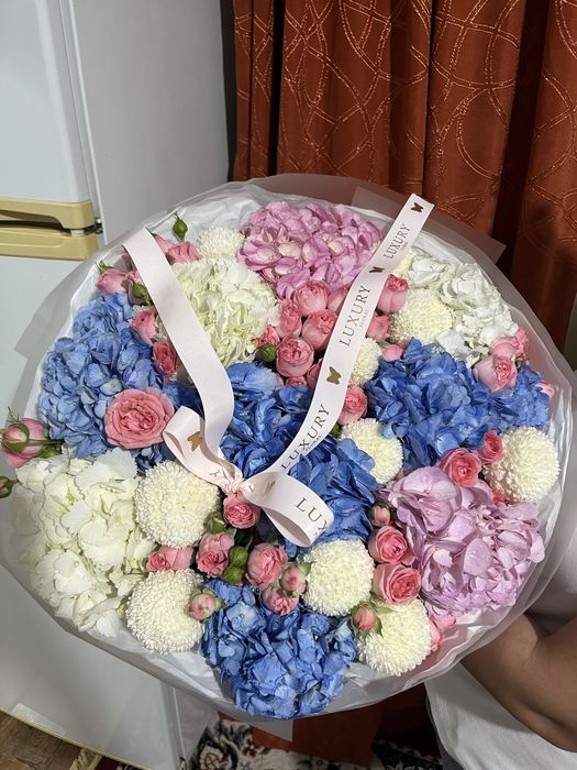 Цветы свежие ,вчера купили