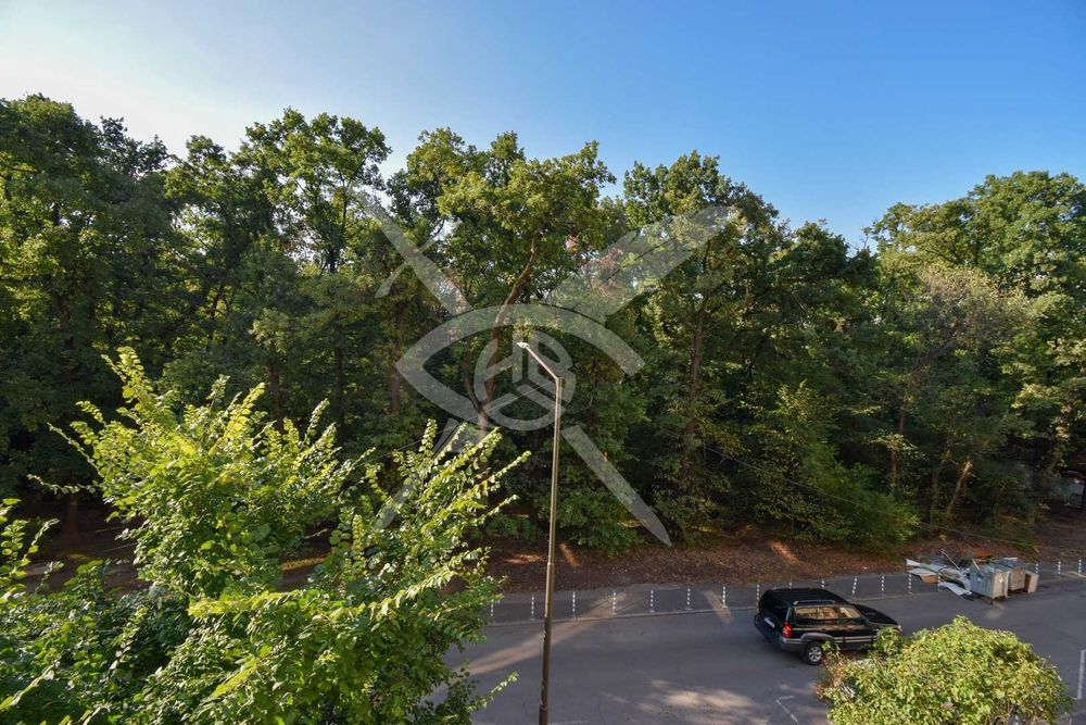 Тристаен апартамент в кв. Хладилника № 74491