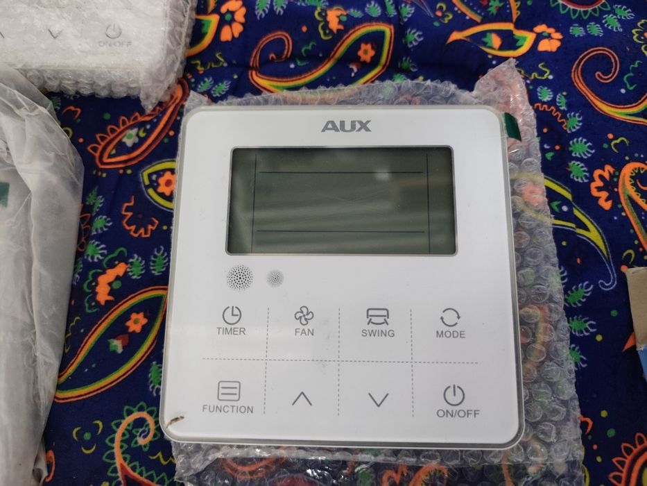 Aux VRF настенный пульт управления в наличии 12 штук