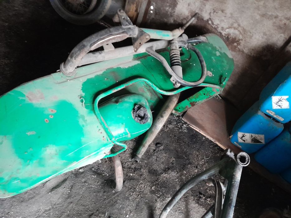 Продам мотоцикл Урал (на запчасти)